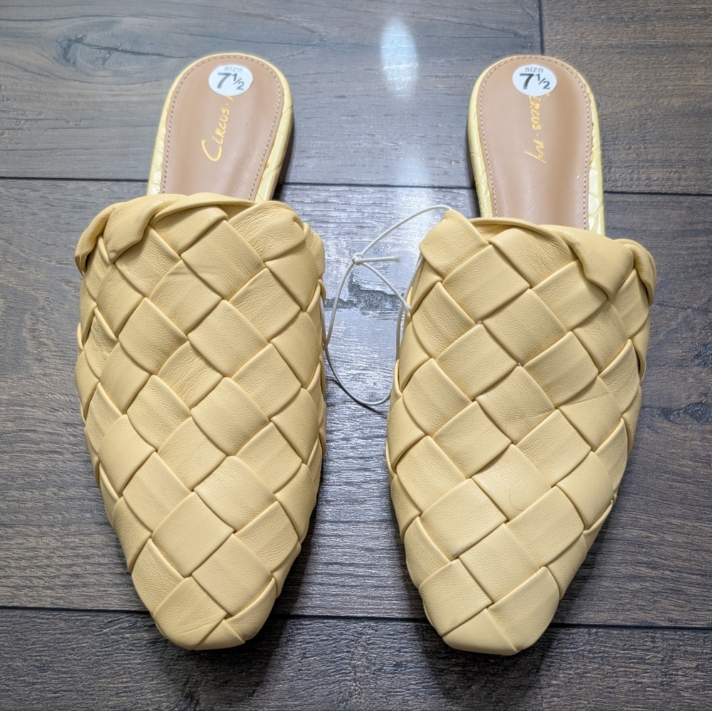NY Circus New Yellow Mules Size 7.5
